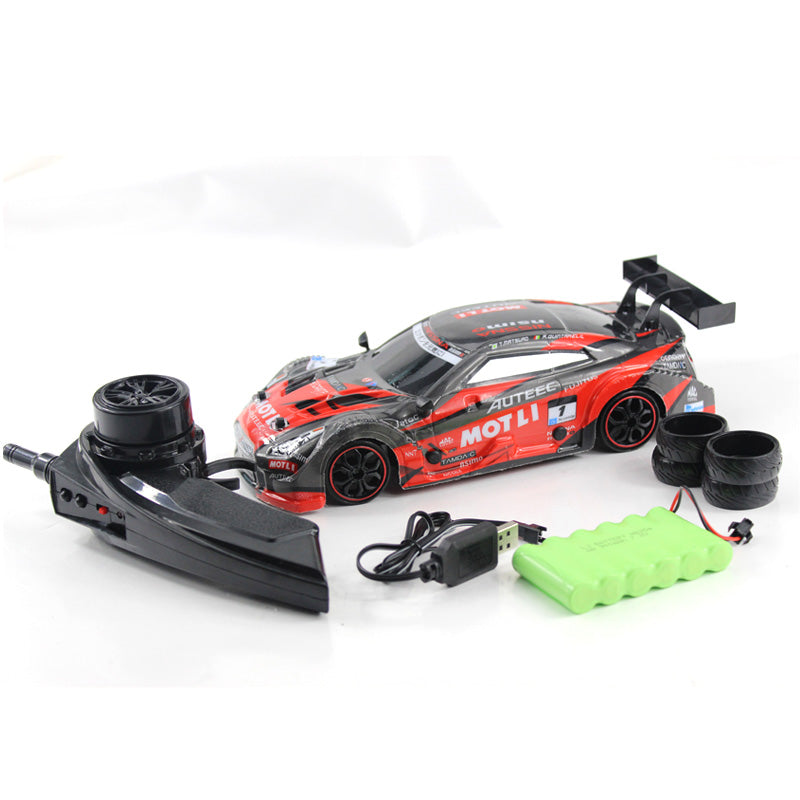 Remote Control Dual Motor 4WD Race Car with Rechargeable Battery