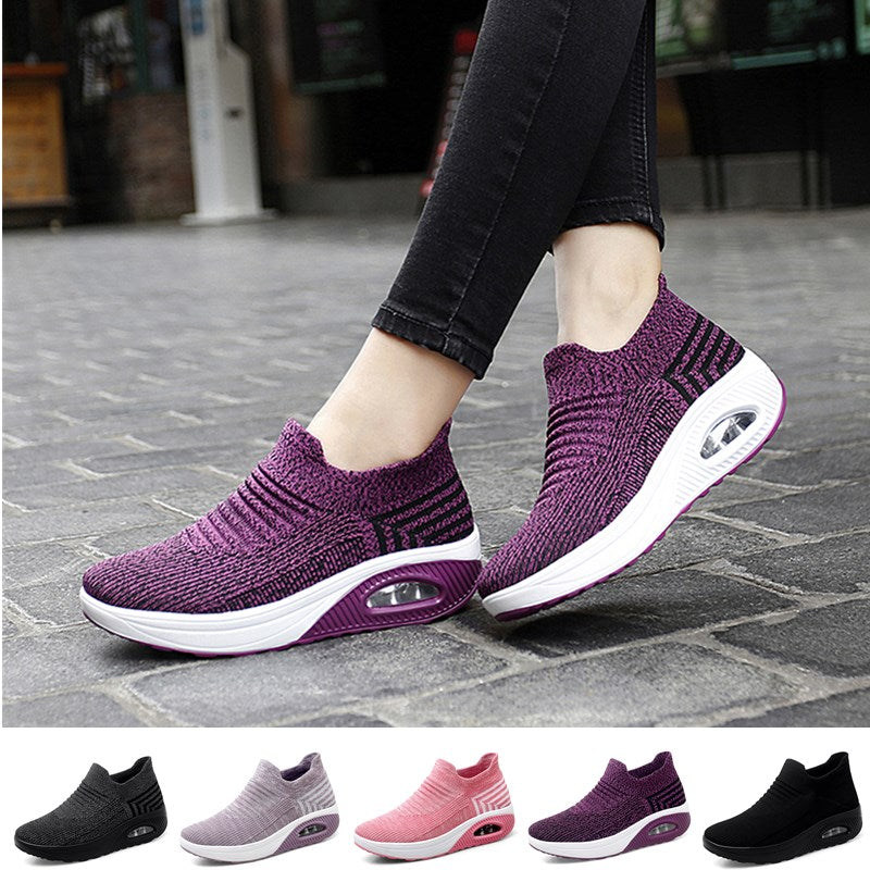 Lightweight Breathable Slip-on Women’s Platform Running Shoes