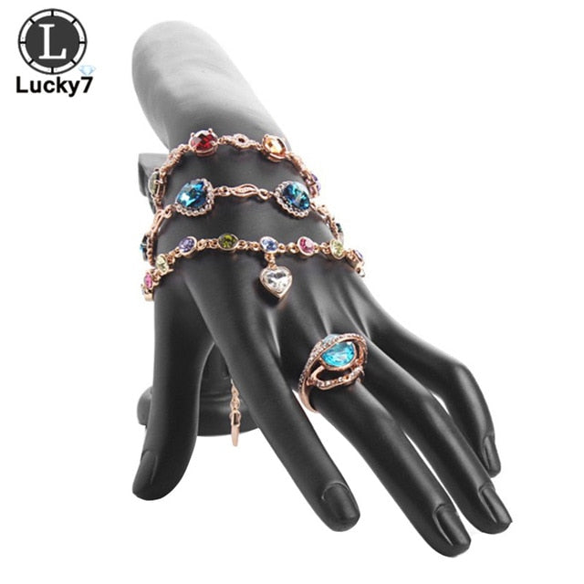 Hand-Shaped Jewelry Stand