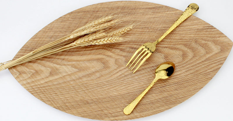 Elegant Flower Pattern Cutlery Set