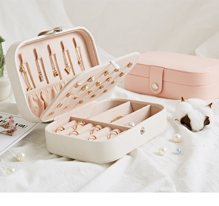 Compact Jewelry Case