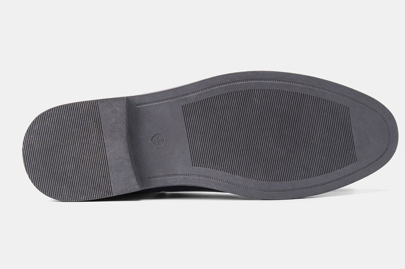 Round Toe Chelsea Boots