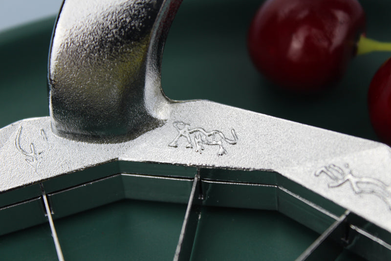 Anti-Slip Modern Metal Apple Slicer