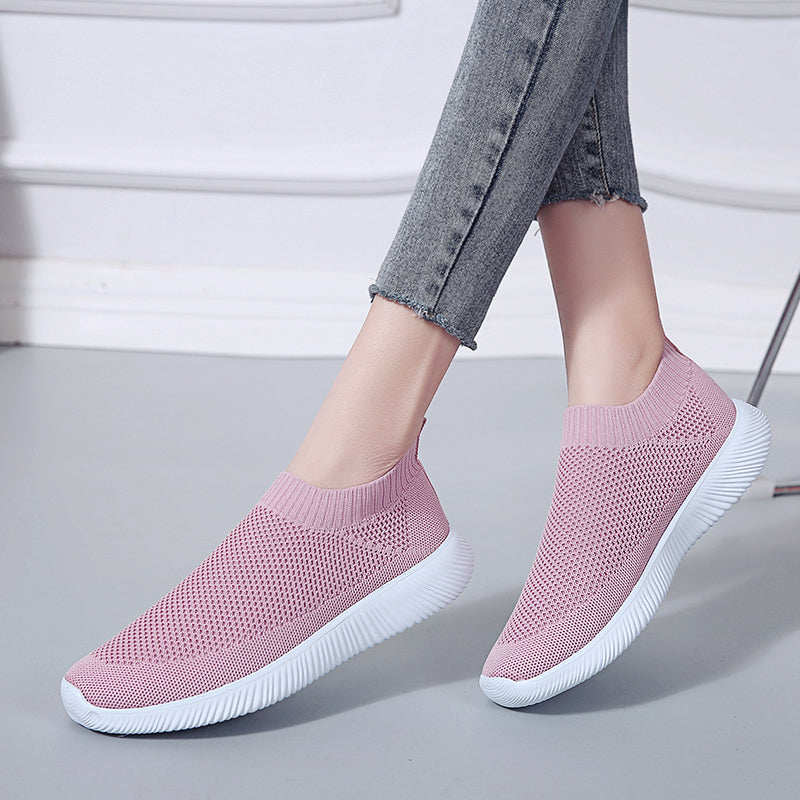 Lightweight Breathable Slip-on Women’s Running Shoes