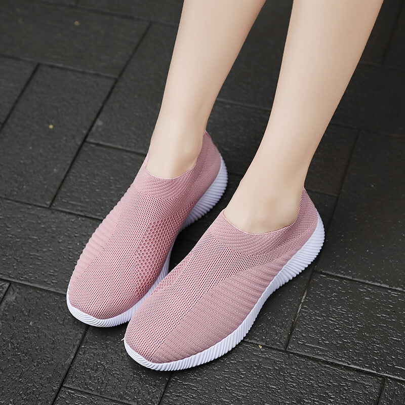 Lightweight Breathable Slip-on Women’s Running Shoes