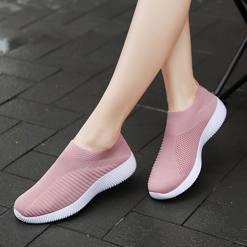 Lightweight Breathable Slip-on Women’s Running Shoes