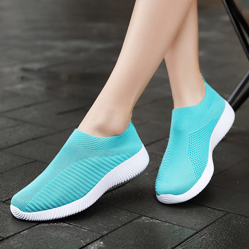 Lightweight Breathable Slip-on Women’s Running Shoes