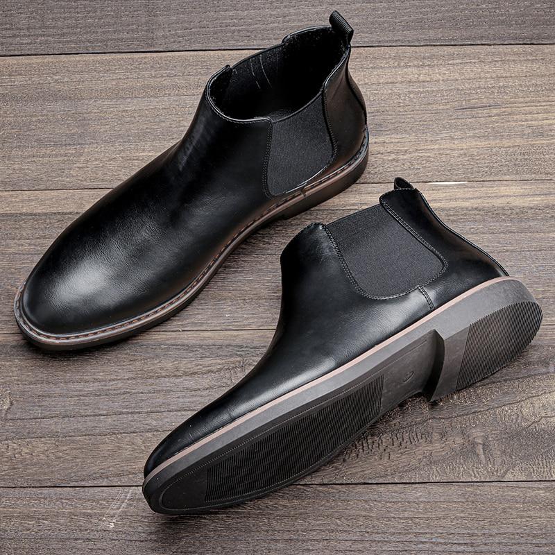 Round Toe Chelsea Boots